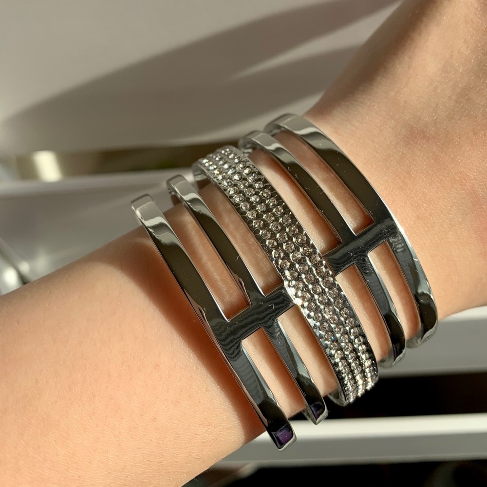 ✨💎 BNWT Ann Taylor Silver Cuff Pave Bangle Bracelet 💎✨